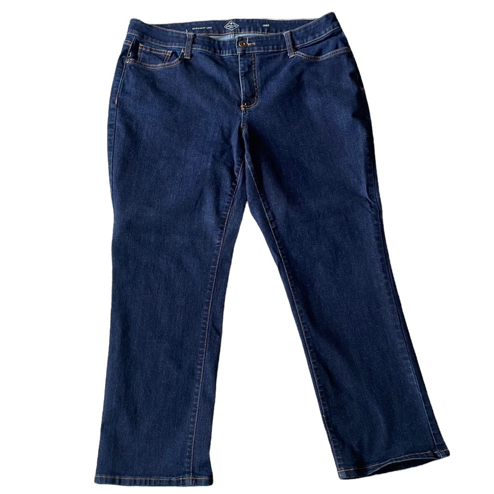 Women’s Straight Leg Jeans